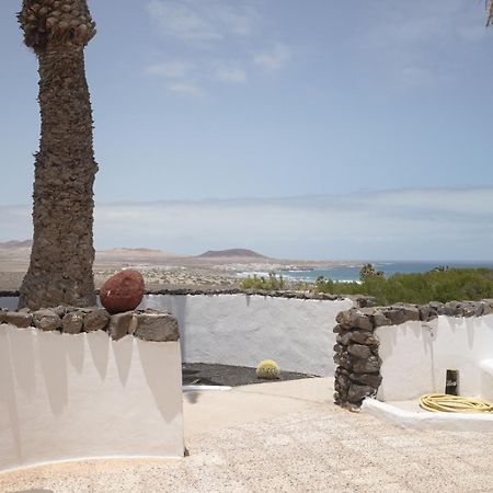 Bungalow Con Vistas Al Mar Famara Exterior photo