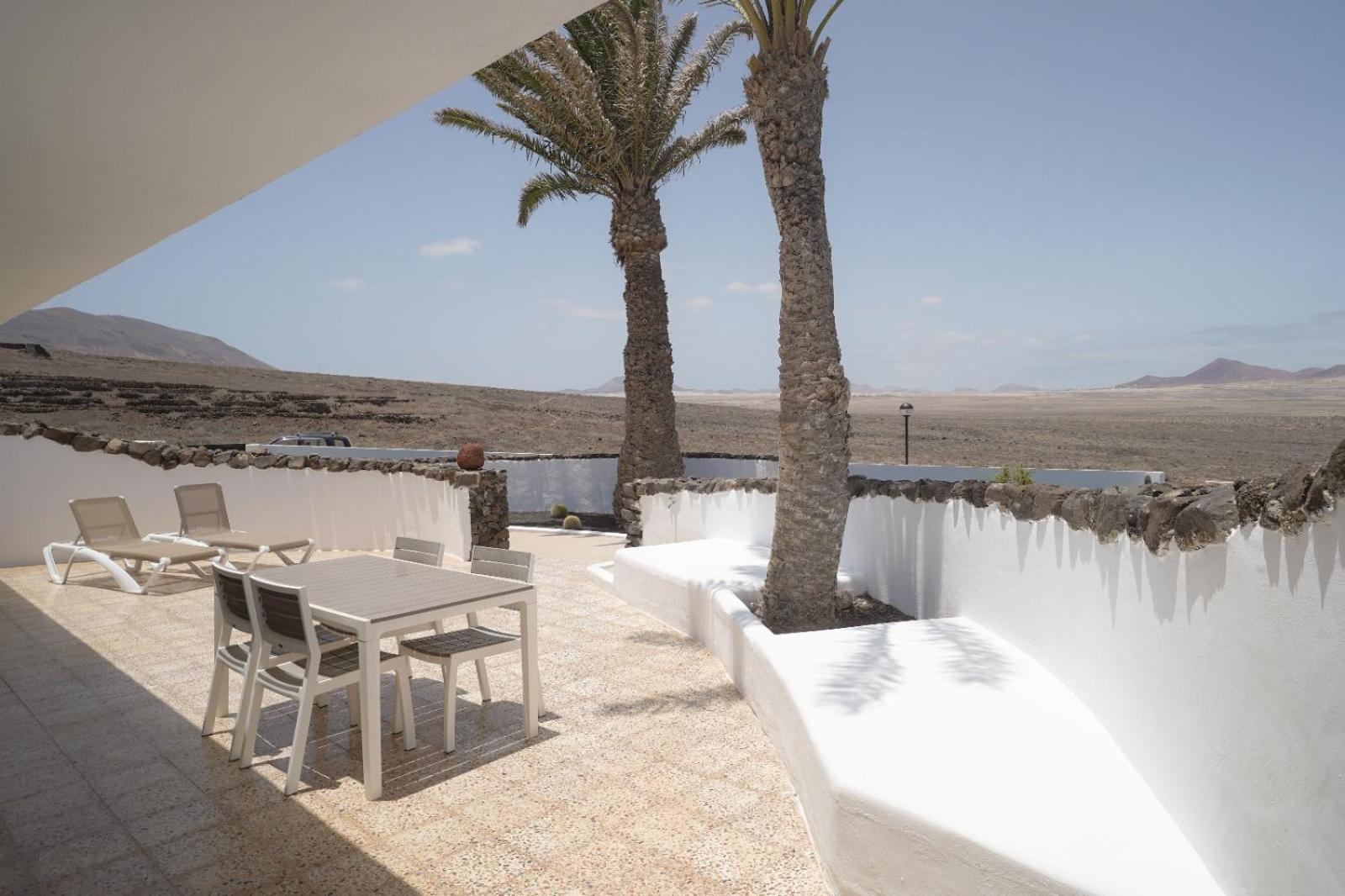 Bungalow Con Vistas Al Mar Famara Exterior photo